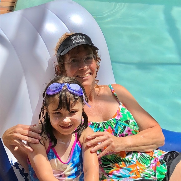 Meet your Posher, Betsy - Picture 1 of 1